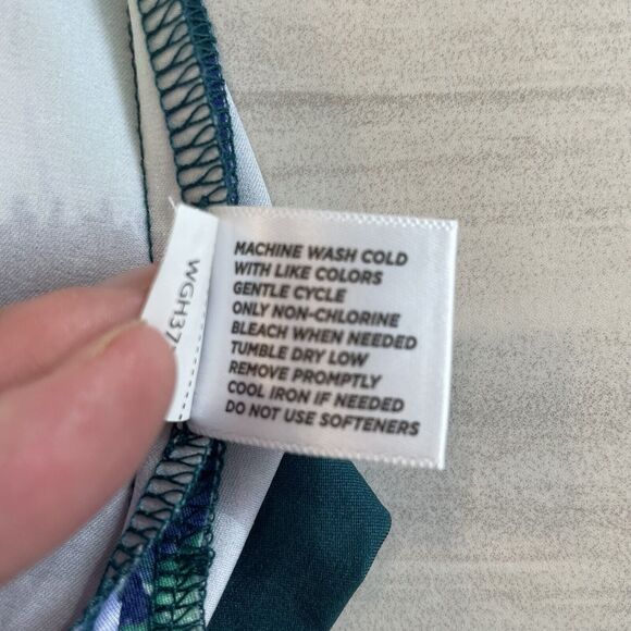 Lady Hagen Magnolia Print Skort - Picture 9 of 9